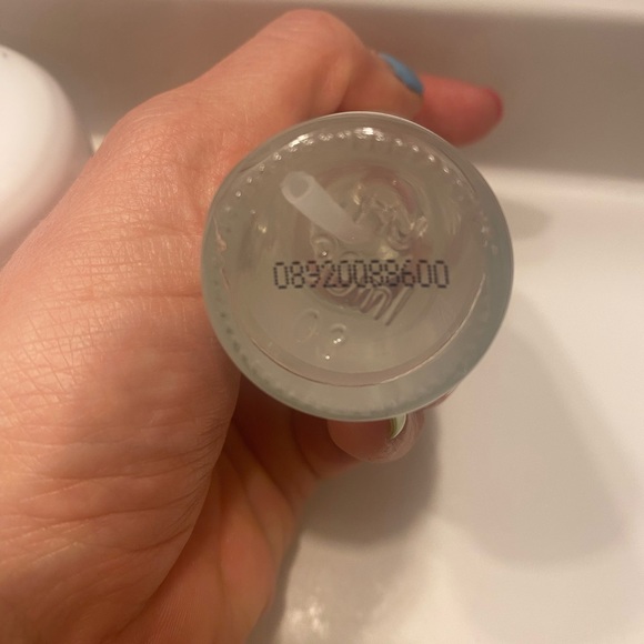 New Mario Badescu bundle of hyalauronic dew cream and dew drops - Picture 7 of 8